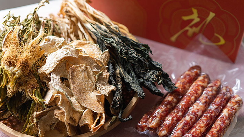What should be noted in the storage of dried vegetable products?